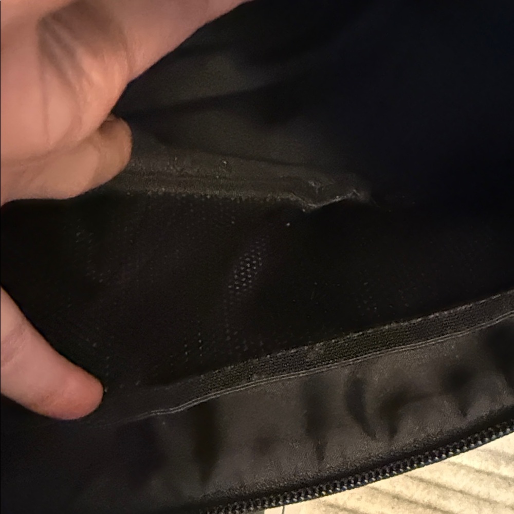 lululemon athletica Black Belt Bag - Picture 11 of 12